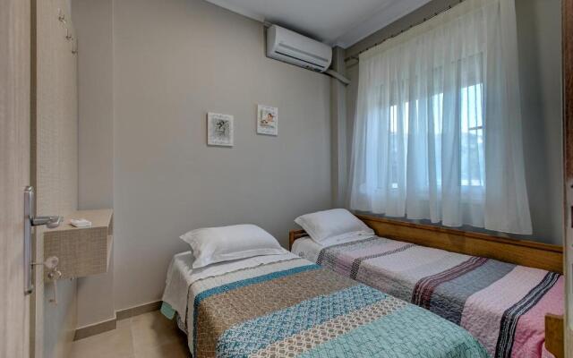 The House Of The Roses Seaview Superior Apartment 1