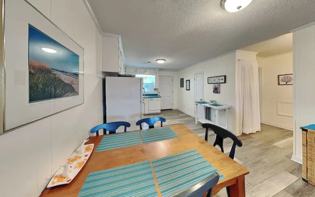 Catch A Wave by Topsail Realty
