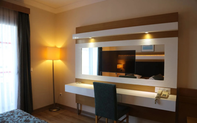 Marbel Hotel by Palm Wings