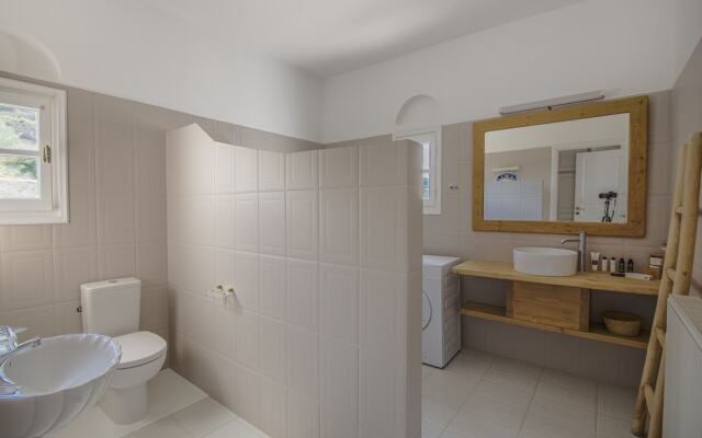 Anthemion Paros Villas & Suites