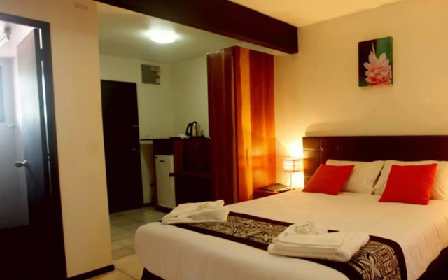 Travellers Point Hotel