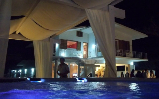 SUITEBEACH b&b and resort