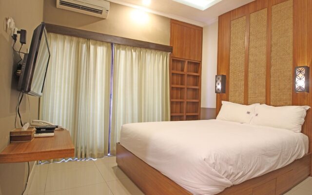 RedDoorz Plus @ Rumah Kandjani