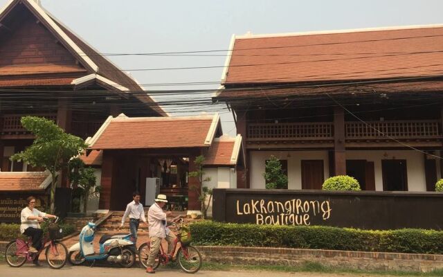 Lakhangthong Boutique Hotel