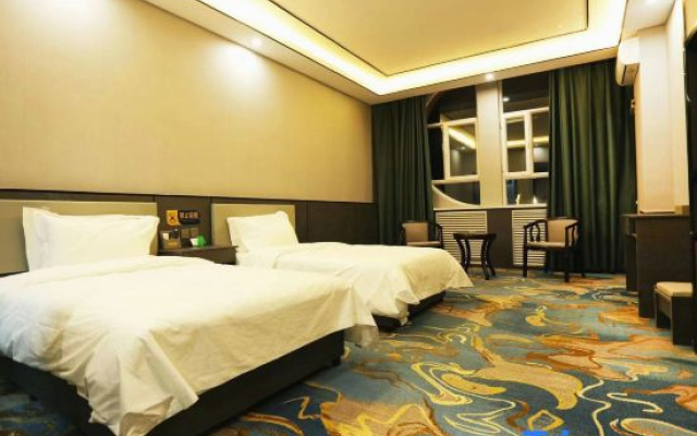 Ruoqianrui Hotel