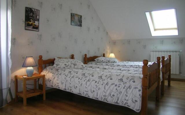 Gîte Verneix, 4 pièces, 6 personnes - FR-1-489-133