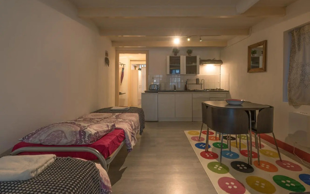 Amsterdam Cool Bed & Breakfast