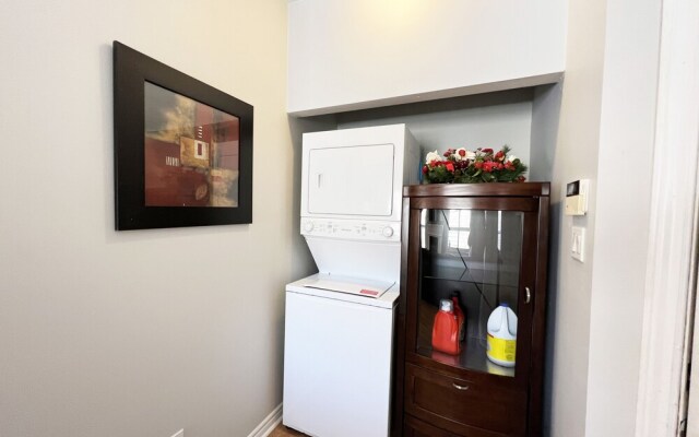 Vacation home beside the trails and Park