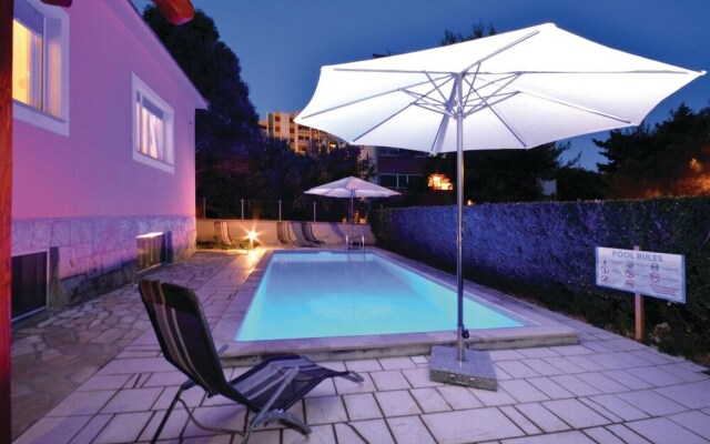 Nice Home in Split With Wifi and 4 Bedrooms