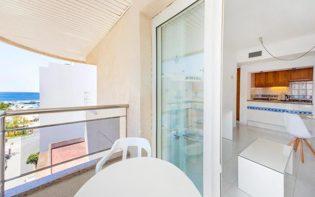 Duquesa Playa Aparthotel