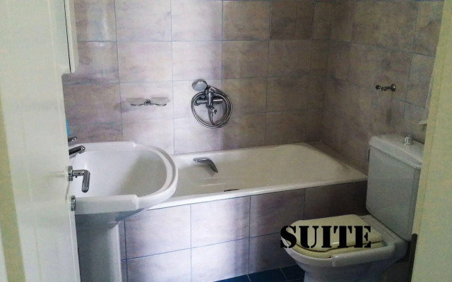 Roditsa Patritsia Apartments