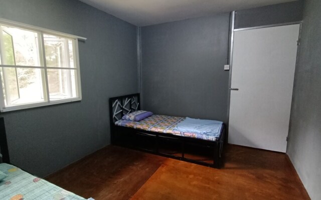 Flinstone Lodge by Oyo Rooms