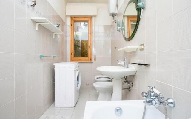 S75 - Sirolo, bilocale con giardino in centro