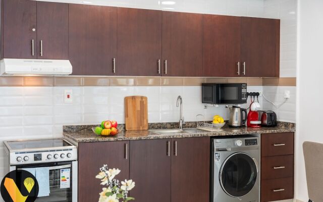 Vogue Elegance Court Tower Studio