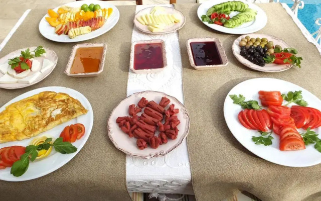 Urcu Hotel