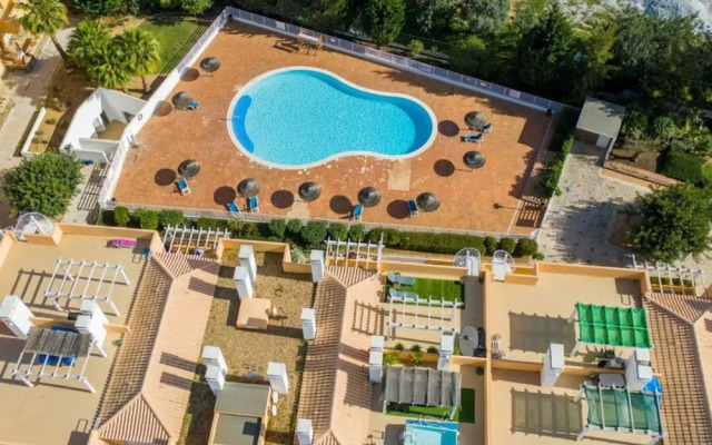 Terrace and Pool Royal Cabanas Golf 5