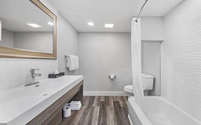 Prodigy Hotel, a Days Inn by Wyndham