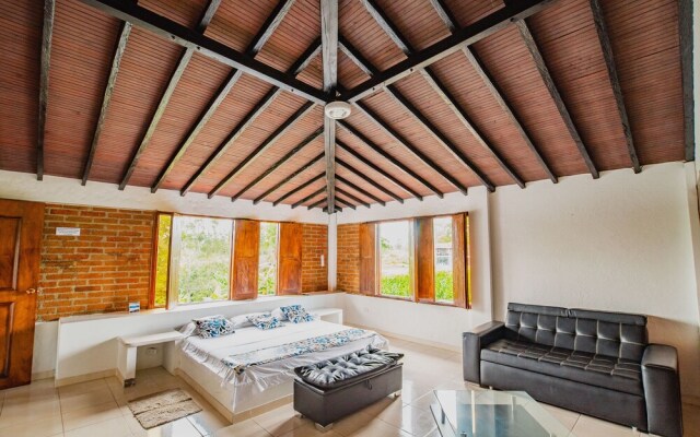 Sol y Luna Country House in Quindo