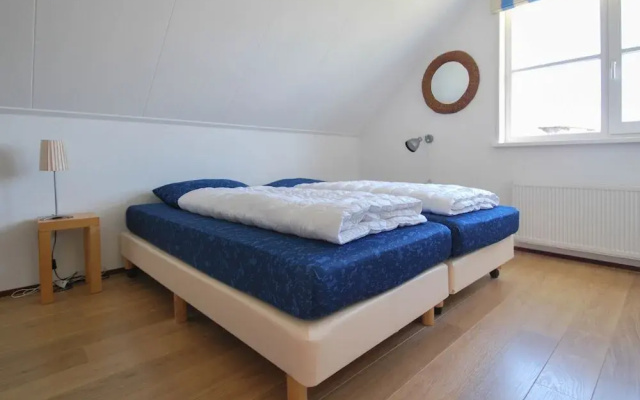 Thatched Villa With Bath in a Holiday Park