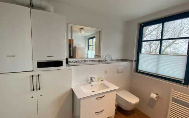 Reetdachhaus Eibe 2, Kaminofen, Sauna, 8 Personen, W-Lan