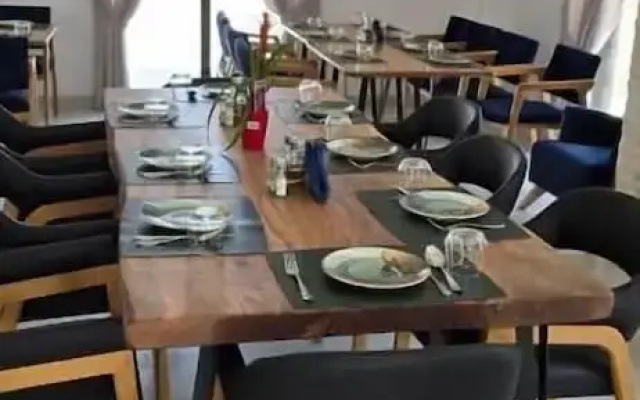 Lumi i Bardhe Hotel & Restaurant