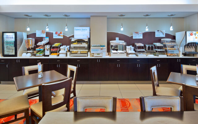 Holiday Inn Express Harrisburg I-81 – Hershey by IHG