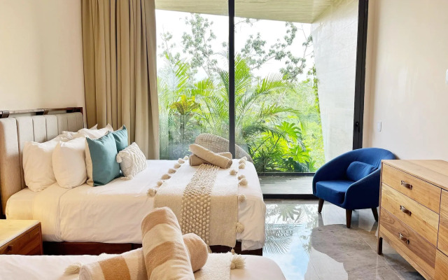 Mistiq Luxury Condo