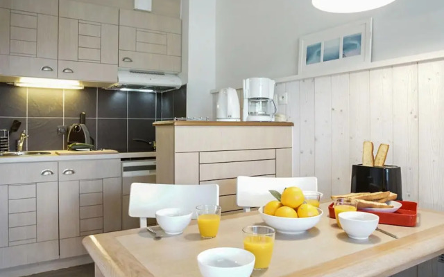 Flat on the Beach With Pool in Le Crotoy