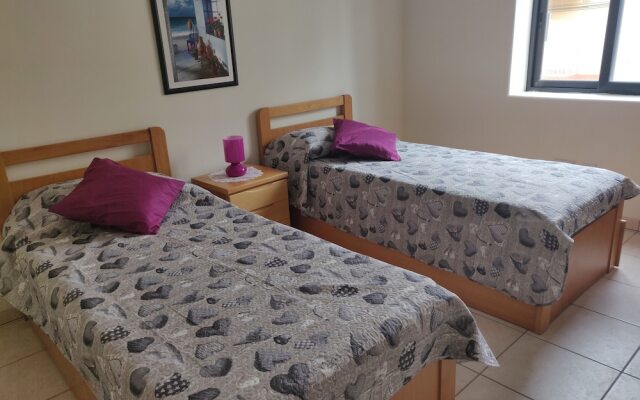 Comfortable Apartment Very Close To Ghadira Bay