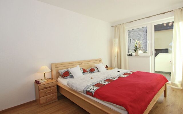 Beautiful Apartment in Maurach With Garden