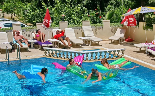 Magi Apart Hotel