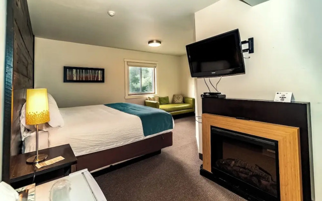 3 Pines Lodge Muskoka