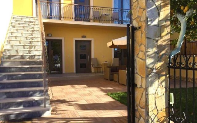Villa Marinos