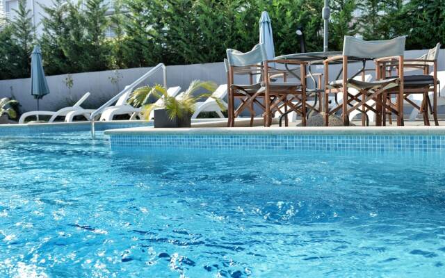 Villa Okra With Pool