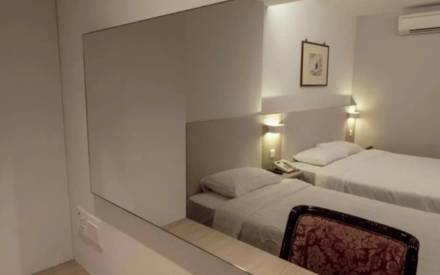 VIP Hotel (SG Clean Certified)