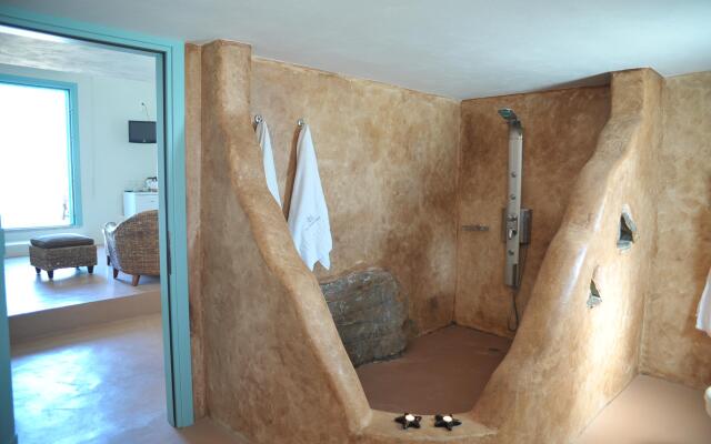 Medusa Beach Resort and Suites