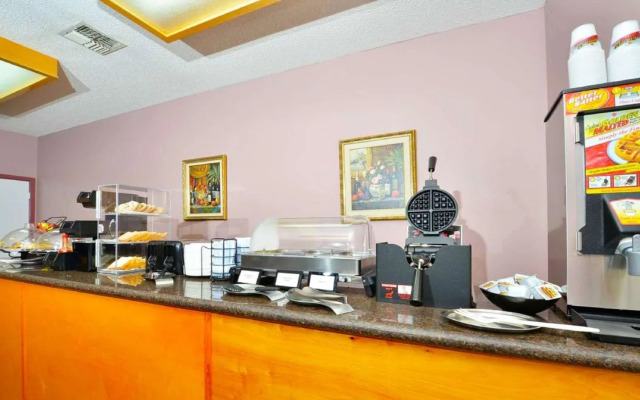 OYO Hotel Ingleside TX