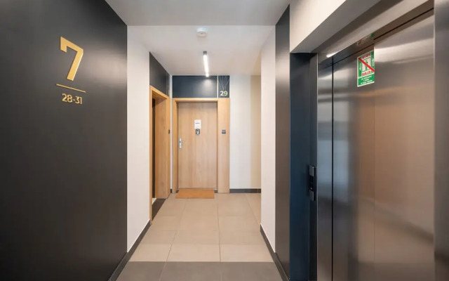 Miedziana Apartment Wrocław by Renters