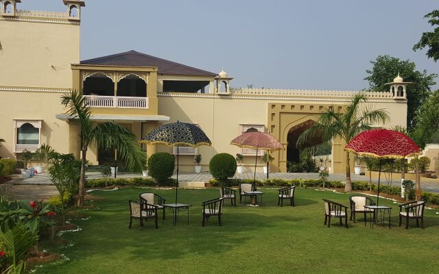 Glitz Ranthambore Safari Resort