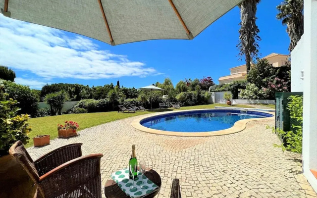 Albufeira Balaia Villa With Private Pool