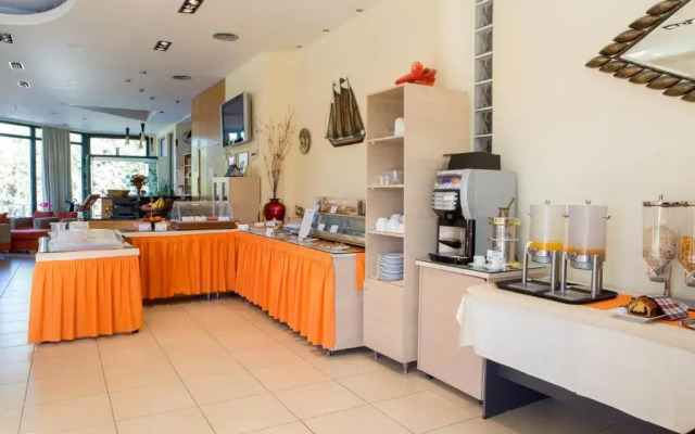 Aeolian Gaea Hotel