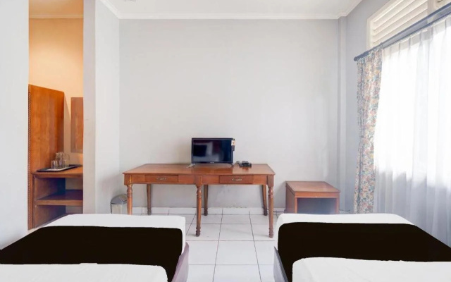 Hotel O Bogor near Taman Safari formerly Hotel Rudian 1 – Guest Rooms – Cisarua