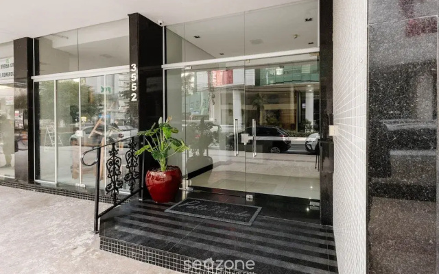 3BR Apt Near Beach & Attractions in BC Pna0402