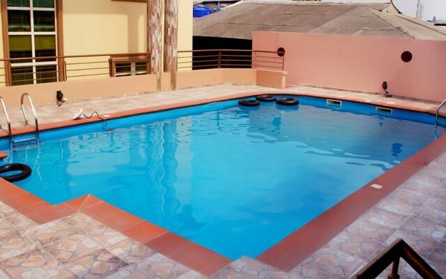 Sugarland Hotel & Suites
