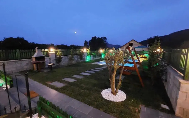 Villa Zeren Bungalov