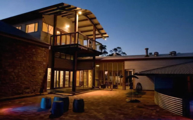 Prairie Hotel