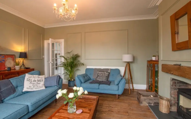 Roseberry Villa