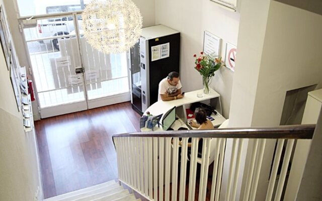 Dormavalencia Hostel Regne