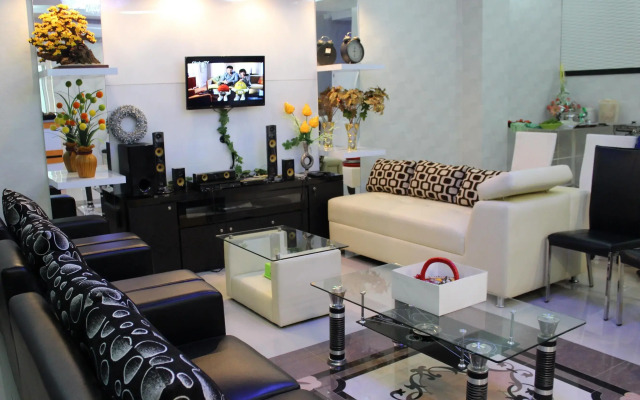 Rene Hotel