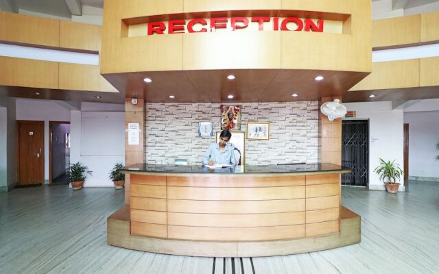 OYO 16638 Madhu Mamata Hotel & Resorts
